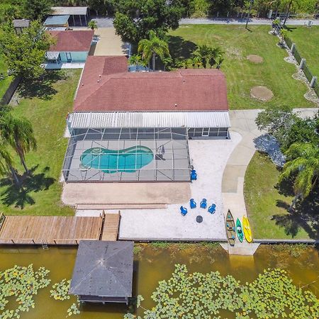 Lake House Westchase Area. Heated Pool Waterfront! Tampa Eksteriør bilde