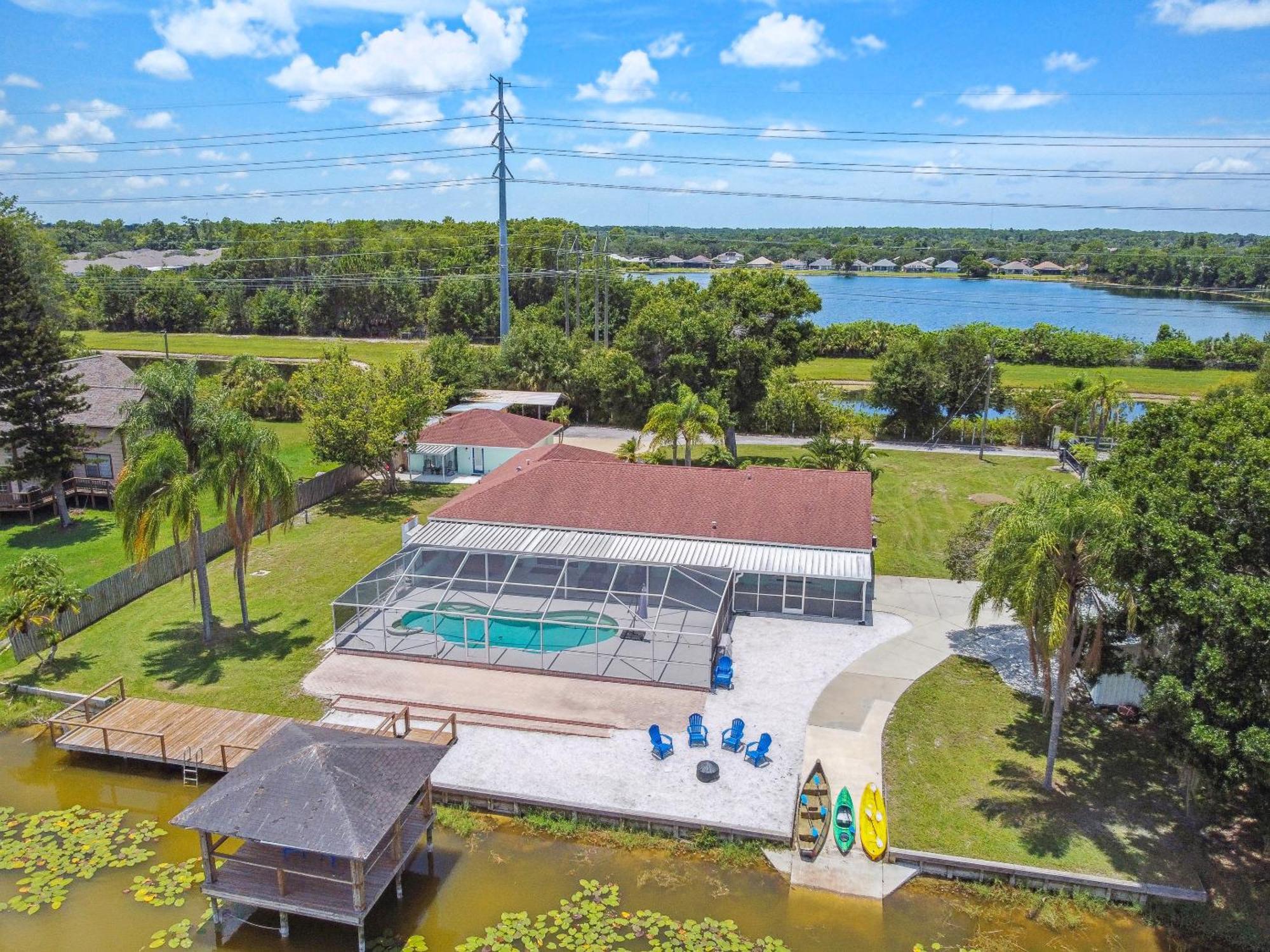 Lake House Westchase Area. Heated Pool Waterfront! Tampa Eksteriør bilde