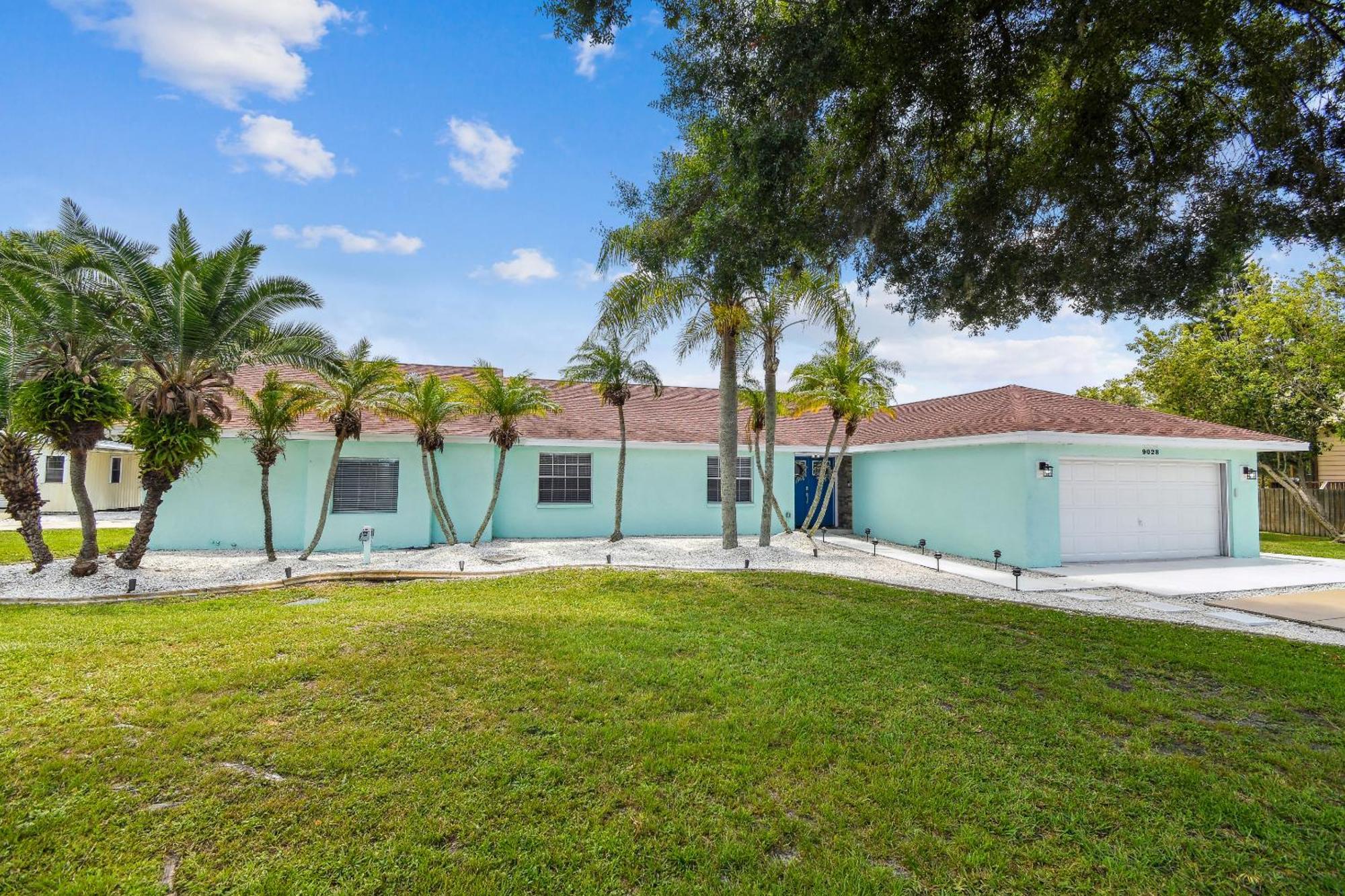 Lake House Westchase Area. Heated Pool Waterfront! Tampa Eksteriør bilde