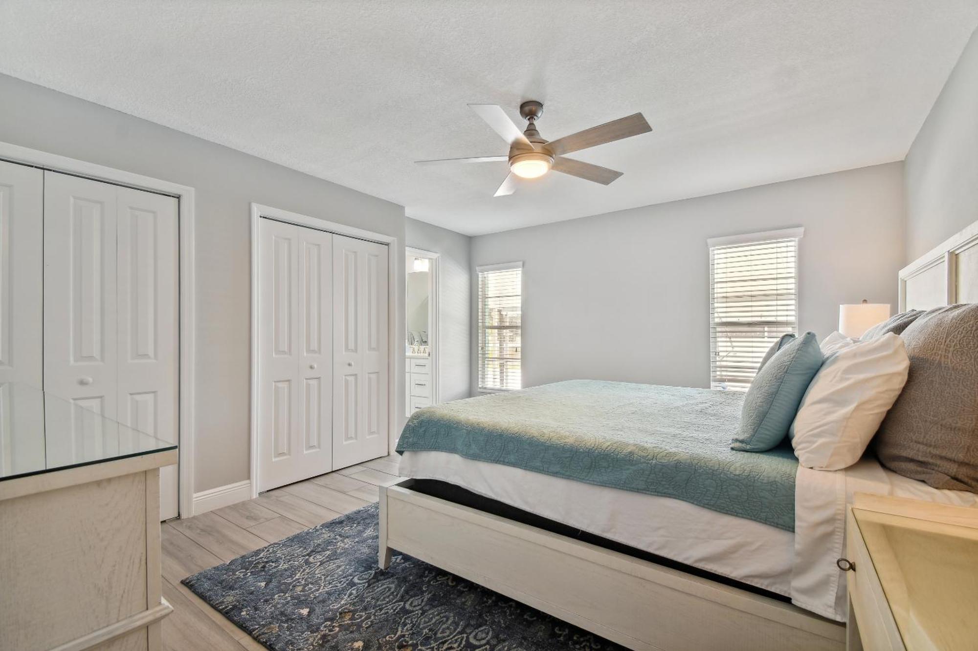 Lake House Westchase Area. Heated Pool Waterfront! Tampa Eksteriør bilde