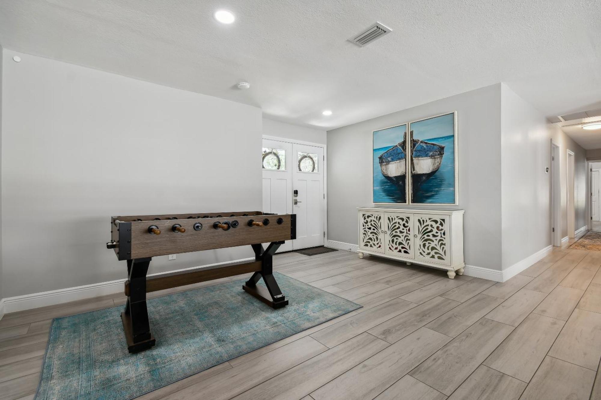 Lake House Westchase Area. Heated Pool Waterfront! Tampa Eksteriør bilde