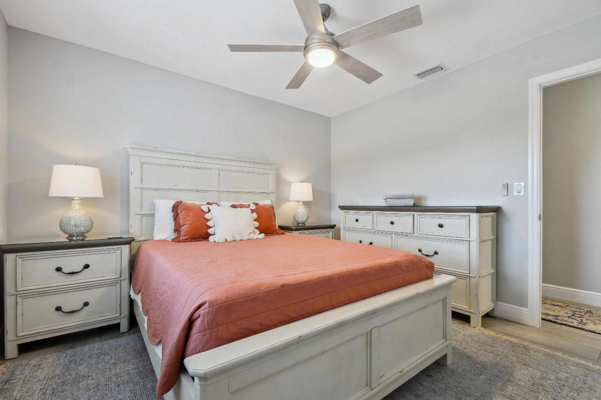 Lake House Westchase Area. Heated Pool Waterfront! Tampa Eksteriør bilde