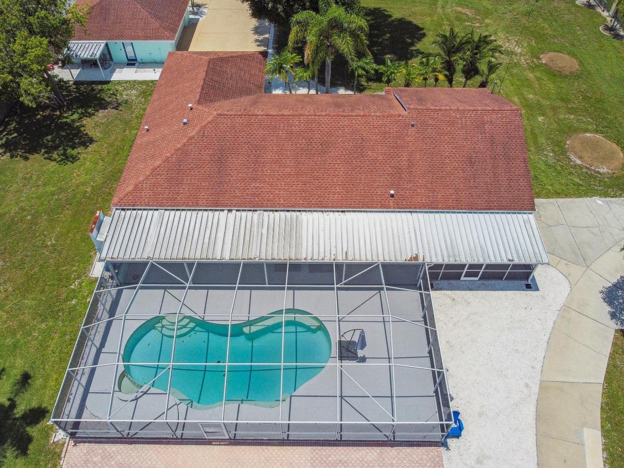 Lake House Westchase Area. Heated Pool Waterfront! Tampa Eksteriør bilde
